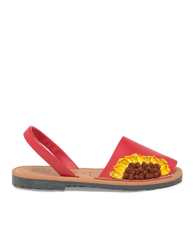 Menorquina Sunflower in Red Flat